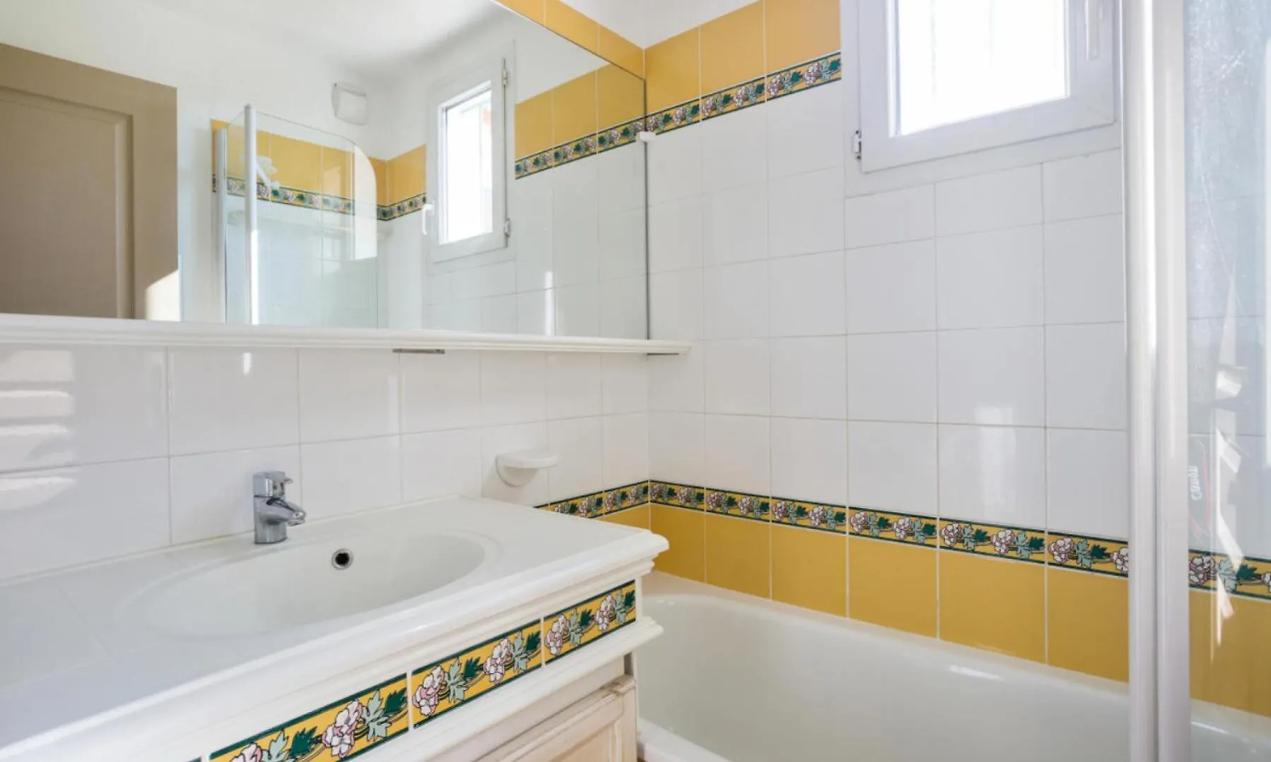 Les Appartements Aux Restanques Du Golfe De St Tropez - Maeva Home - Appartement 4 Personnes Avec Terrasse Vue Mer - Selection Mae-4506 Grimaud 0*,  France